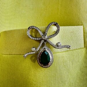 emerald & diamond brooch