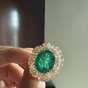 emerald oval ring