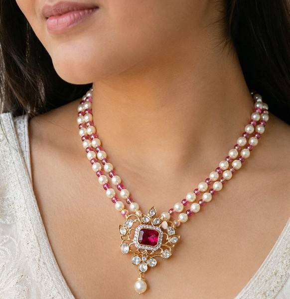 pearl ruby necklace